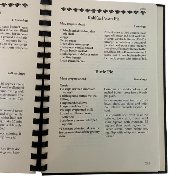 Gulfshore Delights Cookbook Junior Welfare League Fort Myers 1984 Spiral Bound - Picture 11 of 11